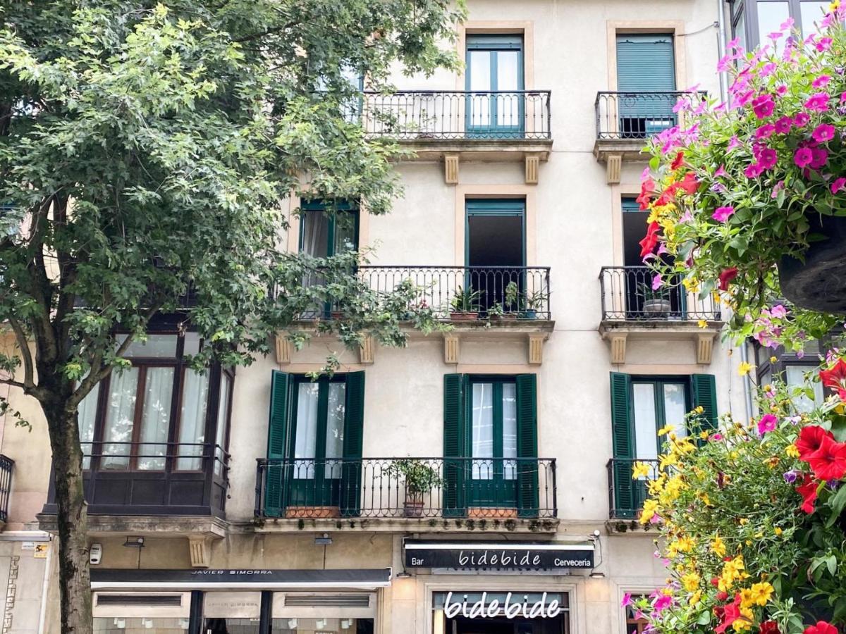 Pension Urkia San Sebastian Exterior photo
