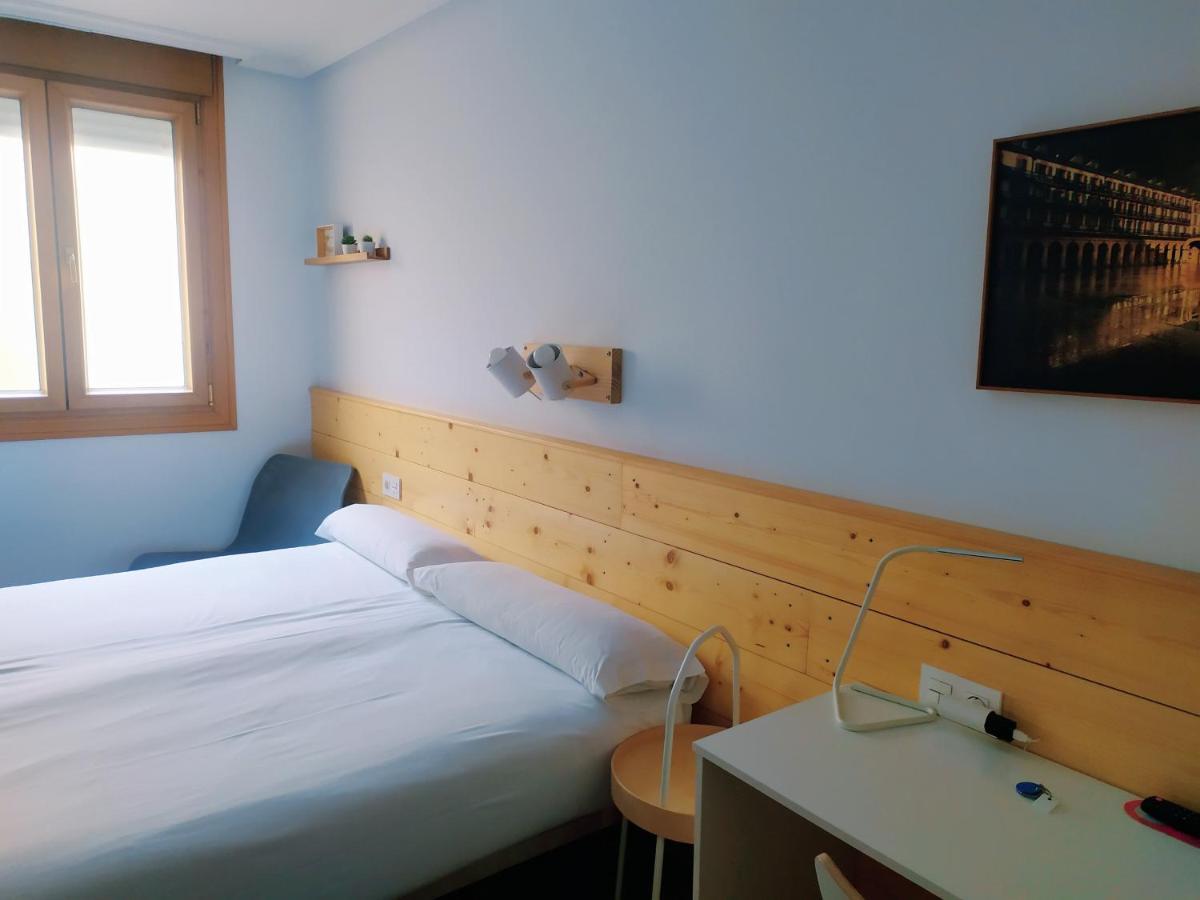 Pension Urkia San Sebastian Exterior photo