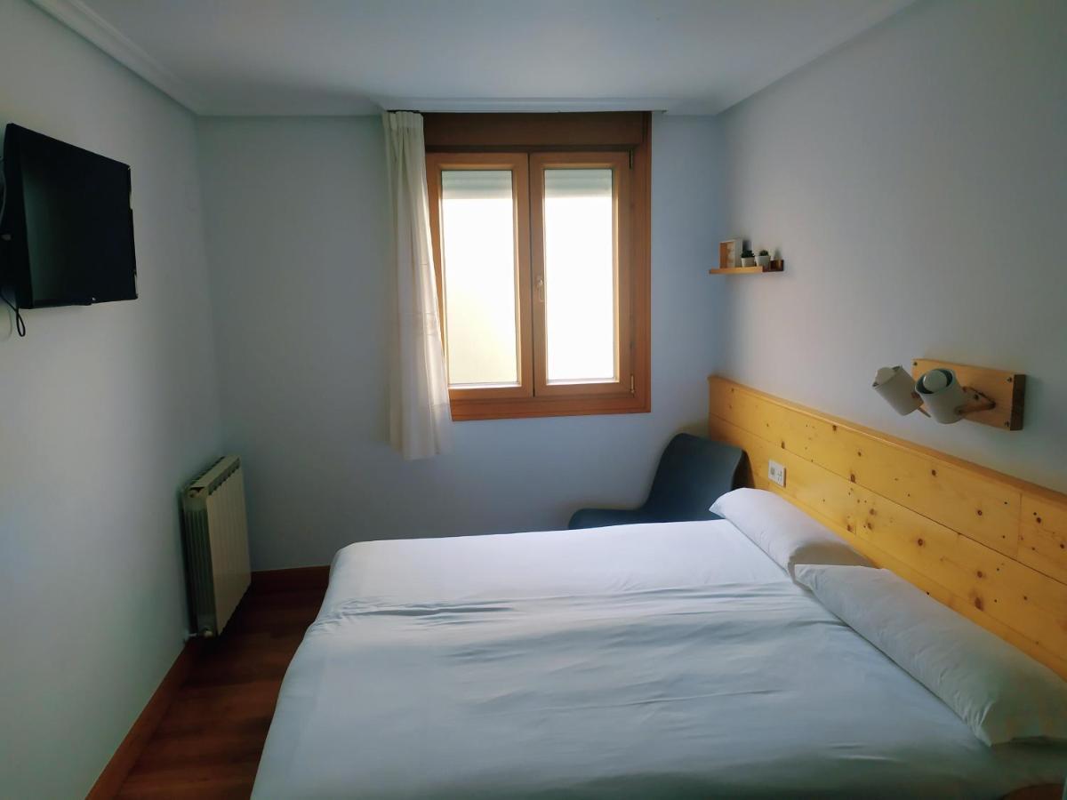 Pension Urkia San Sebastian Exterior photo