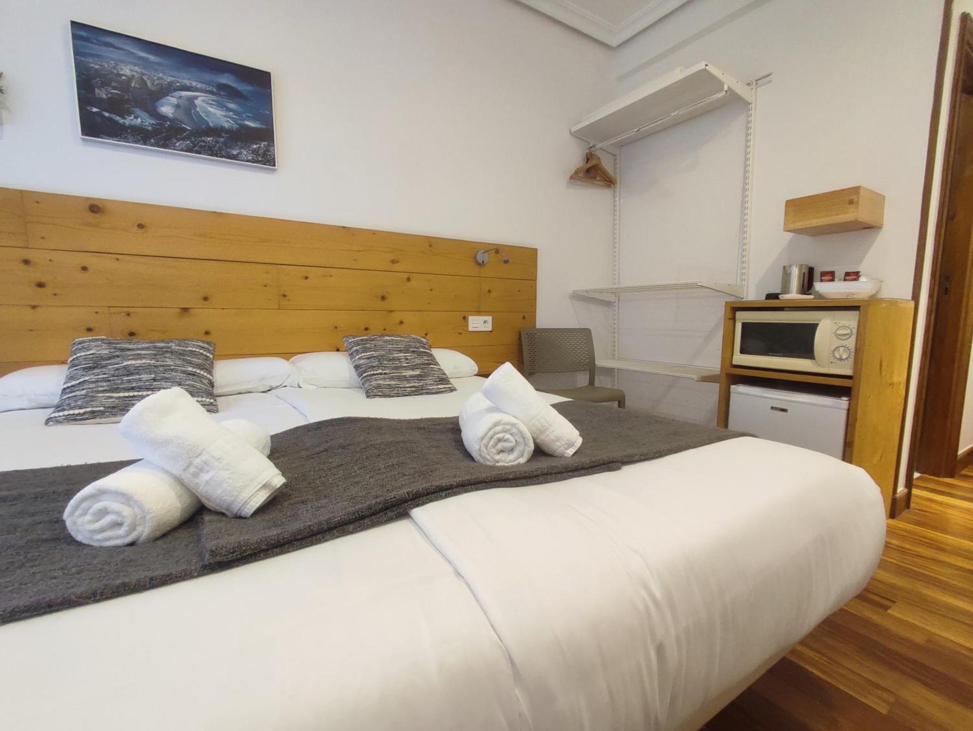 Pension Urkia San Sebastian Exterior photo