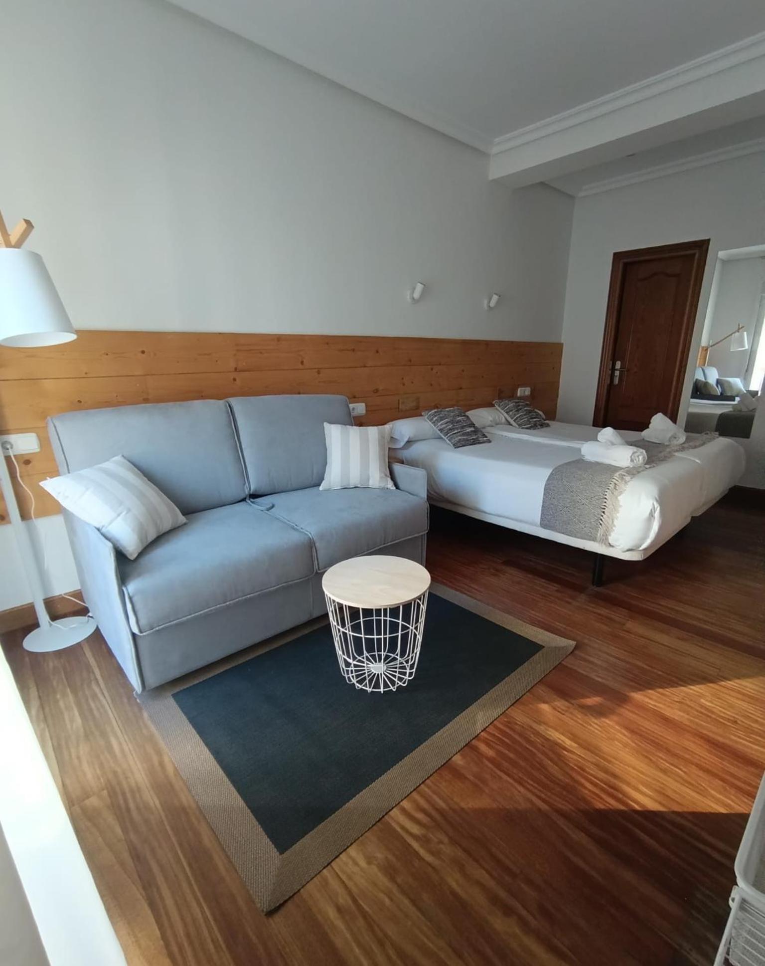 Pension Urkia San Sebastian Exterior photo
