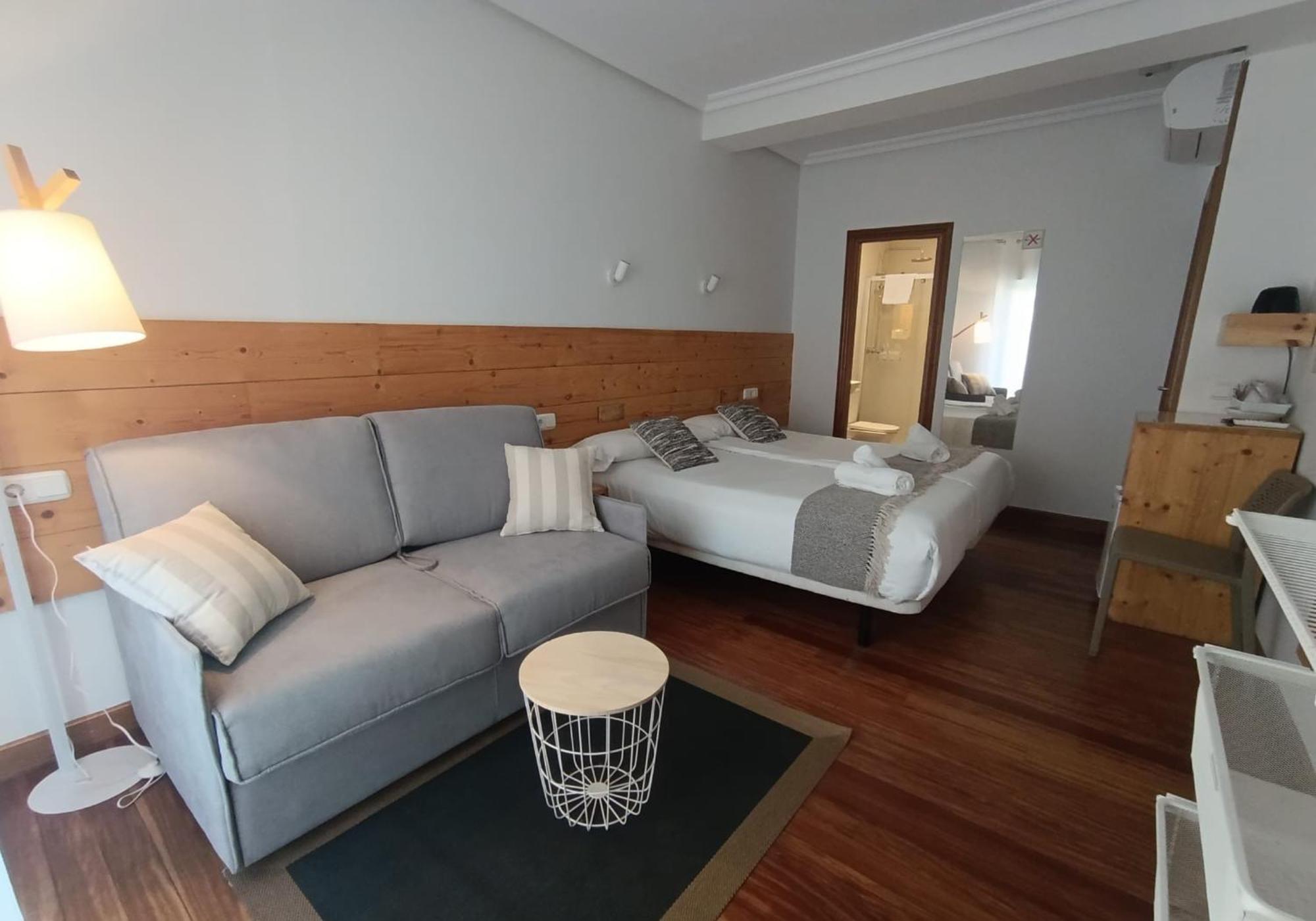 Pension Urkia San Sebastian Exterior photo