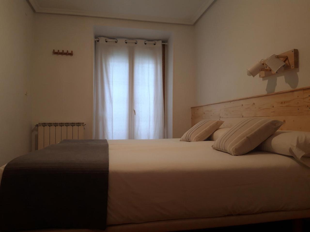 Pension Urkia San Sebastian Exterior photo