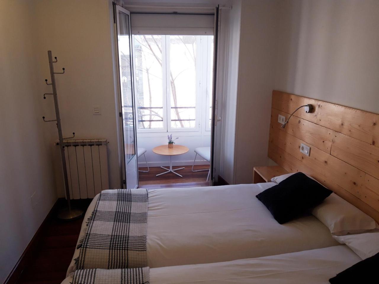 Pension Urkia San Sebastian Exterior photo